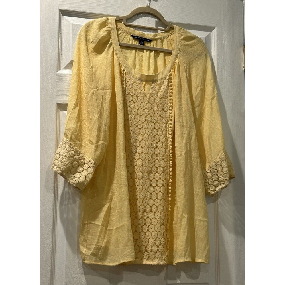 Zac & Rachel Yellow 3/4 Sleeve Top With Lace Details Size 2X